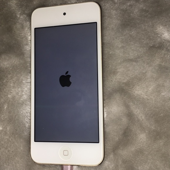 iPhone - Picture 3 of 3